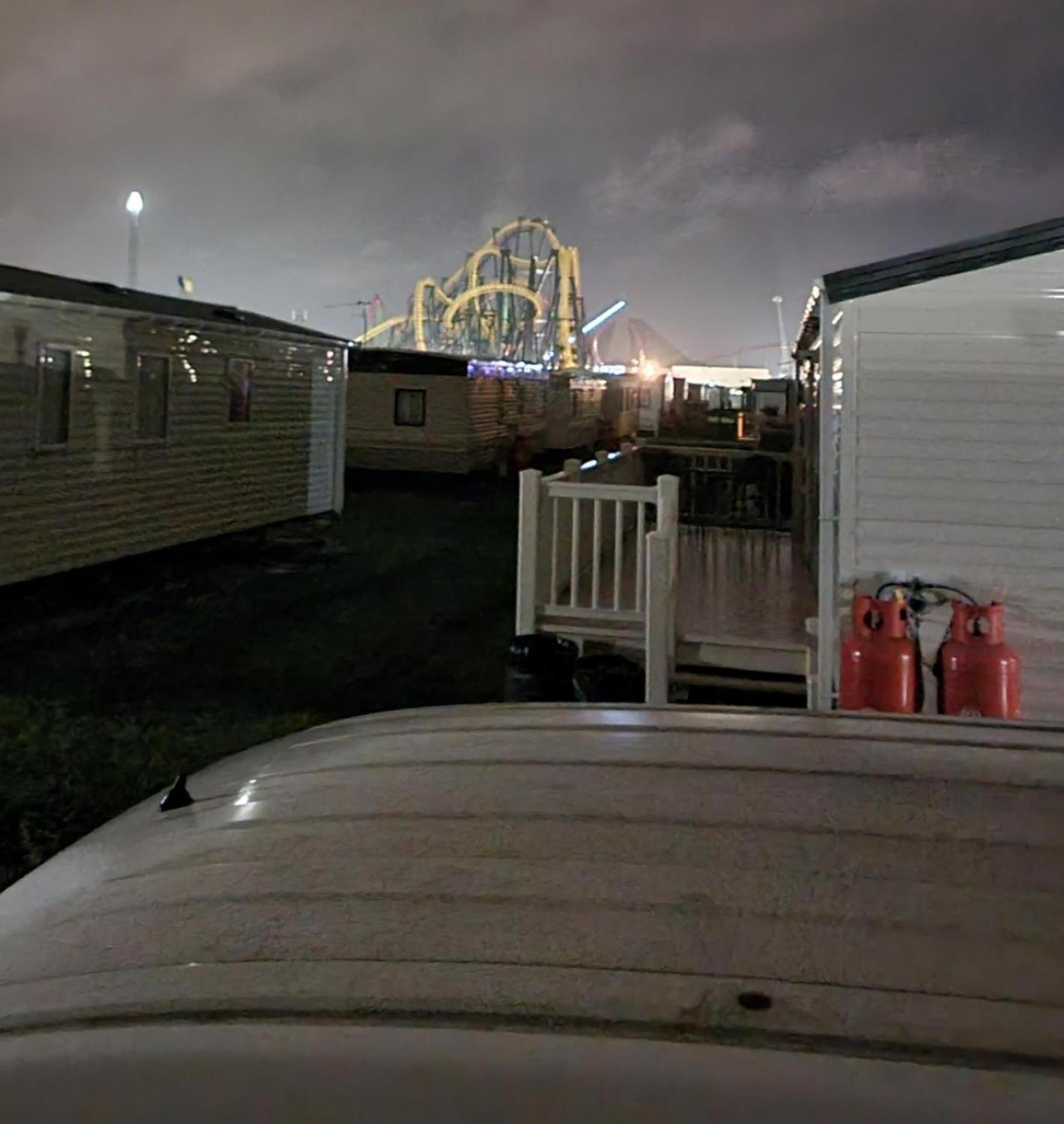 Lovely Caravan At Ingoldmells Just Behind Sealands公寓 外观 照片